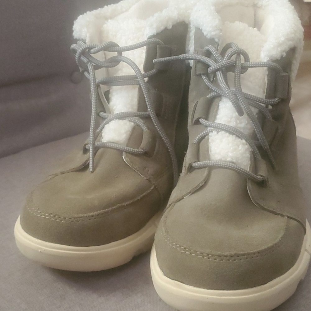 Sorel Waterproof Boots Women's Sz 8 Grey Off-white Lightweight Winter Boots - Picture 13 of 16